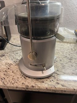 Brevelle Juicer
