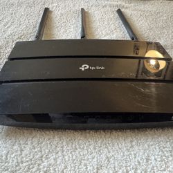 TP-Link AC1750 Dual-Band Wi-Fi Router – Works Great