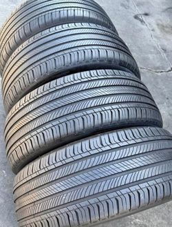 ✅🔥235/45/18 Michelín set de Tires con 70% de vida las 4