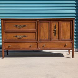 Vintage Mid Century Modern Walnut Buffet by Century, c1960s 