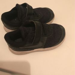 Toddler Nike Size 8