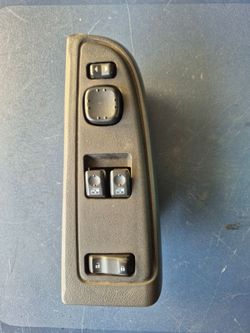 Master power window switch for a 2003-2006 Chevrolet Silverado or GMC Sierra