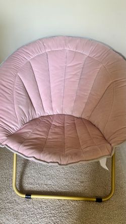 Pink Folding Saucer Chair