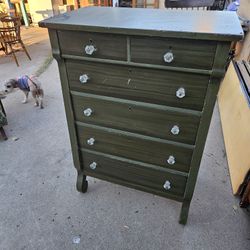 2 Dressers