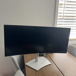 Dell UltraSharp 34 Curved Thunderbolt™ Hub Monitor - U3425WE