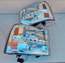 99-04 Ford F-250-F-550 | 00-04 Excursion Headlights Faros Calaveras Micas Luces Lamps