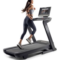 NordicTrack Commercial 2950 Treadmill  Commercial