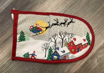 Santa Oven Mitt (new)