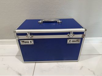 Locking medicine box