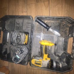 Dewalt power drill 