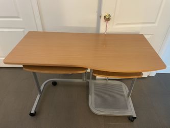 Portable Computer Table