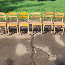 6 Small Vintage School Chairs 1966