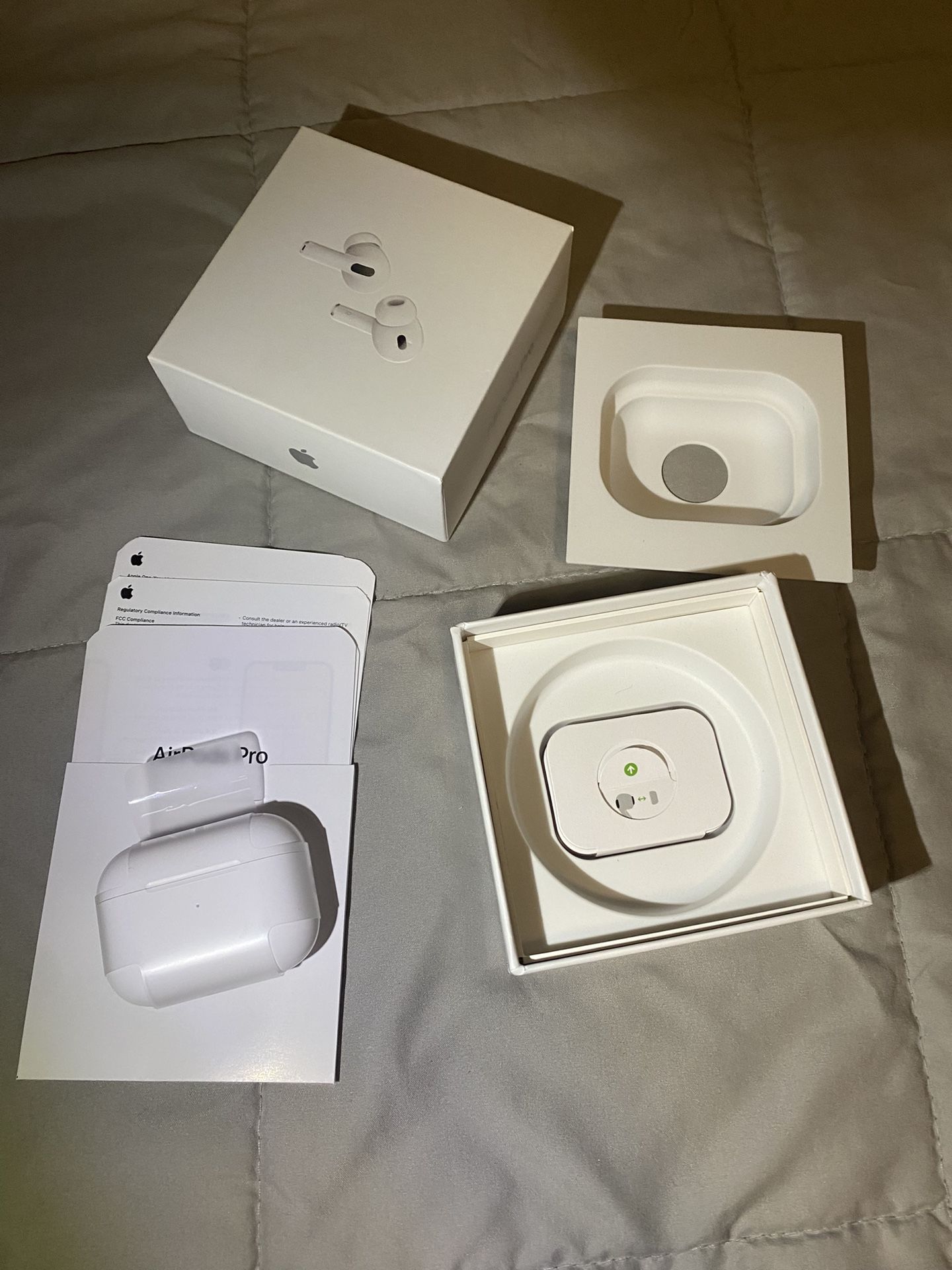 AirPods Pro 2nd Gen With Wireless Charging Case