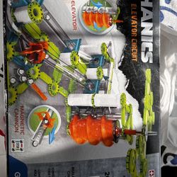 Mechanics Gravity Elevator Circuit - STEM