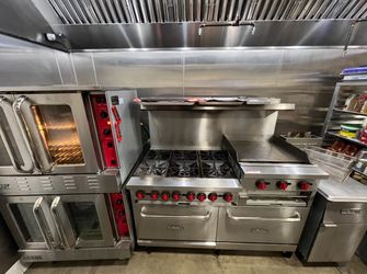 60" 6 Burner Gas Range w/ Griddle & (2) Standard Ovens, Convertible