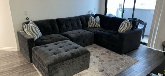 Dark Gray Velvet Sectional Sofa with Ottoman
