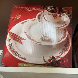X Mas 16 Piece Vintage Dinner Ware (poinsettia And Ribbon)