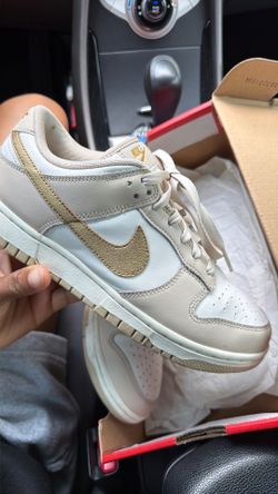 W Nike Dunk low ESS trend