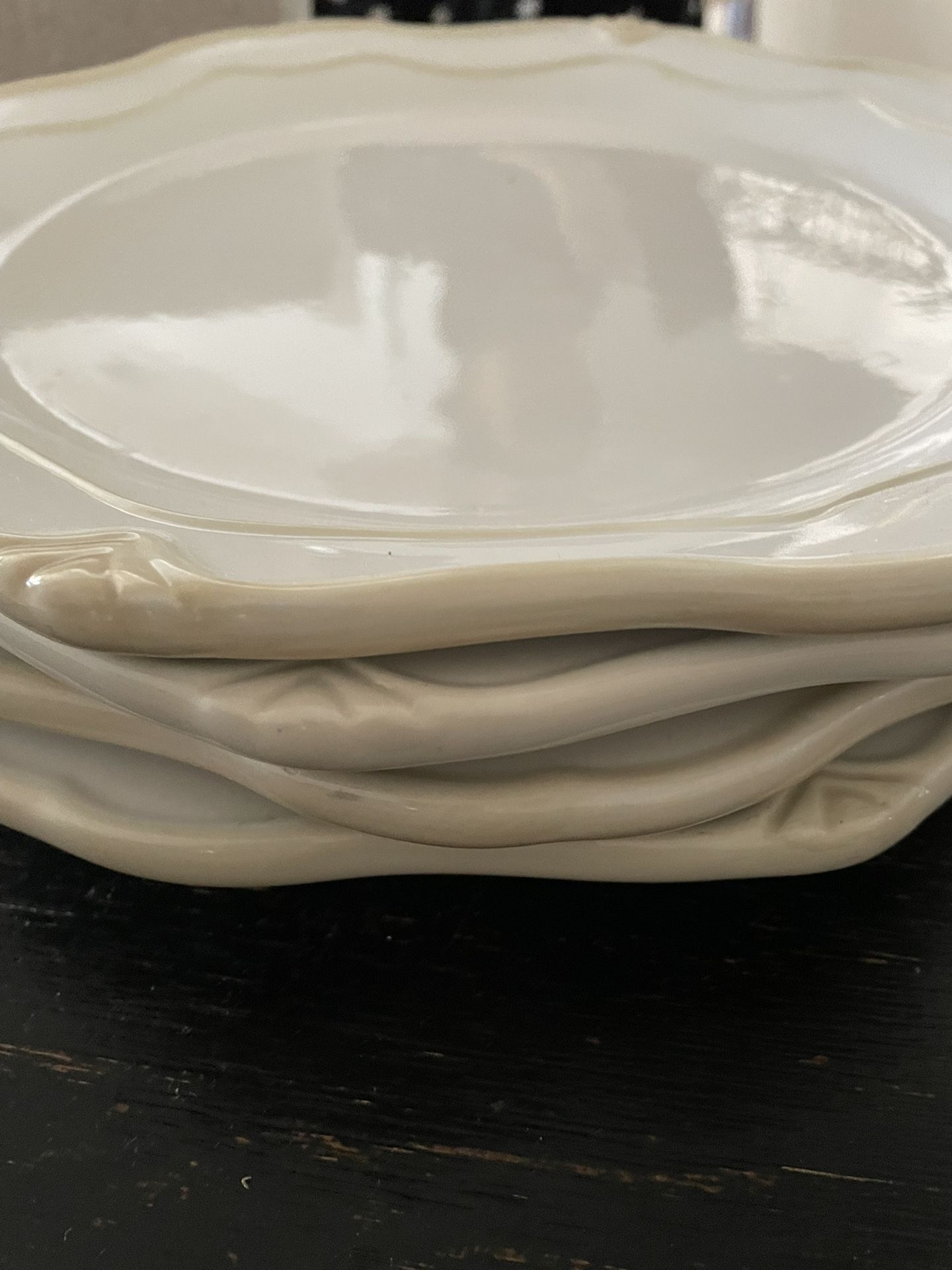 4 PLATES PAVILION PRINCESS HOUSE PICK UP TODAY 