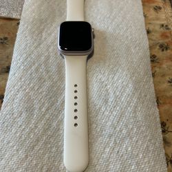 Apple Watch 9 GPS + Cellular 45mm