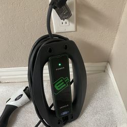 FORD OEM EV PLUG IN CHARGER