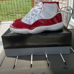 Jordan 11 Cherry 
