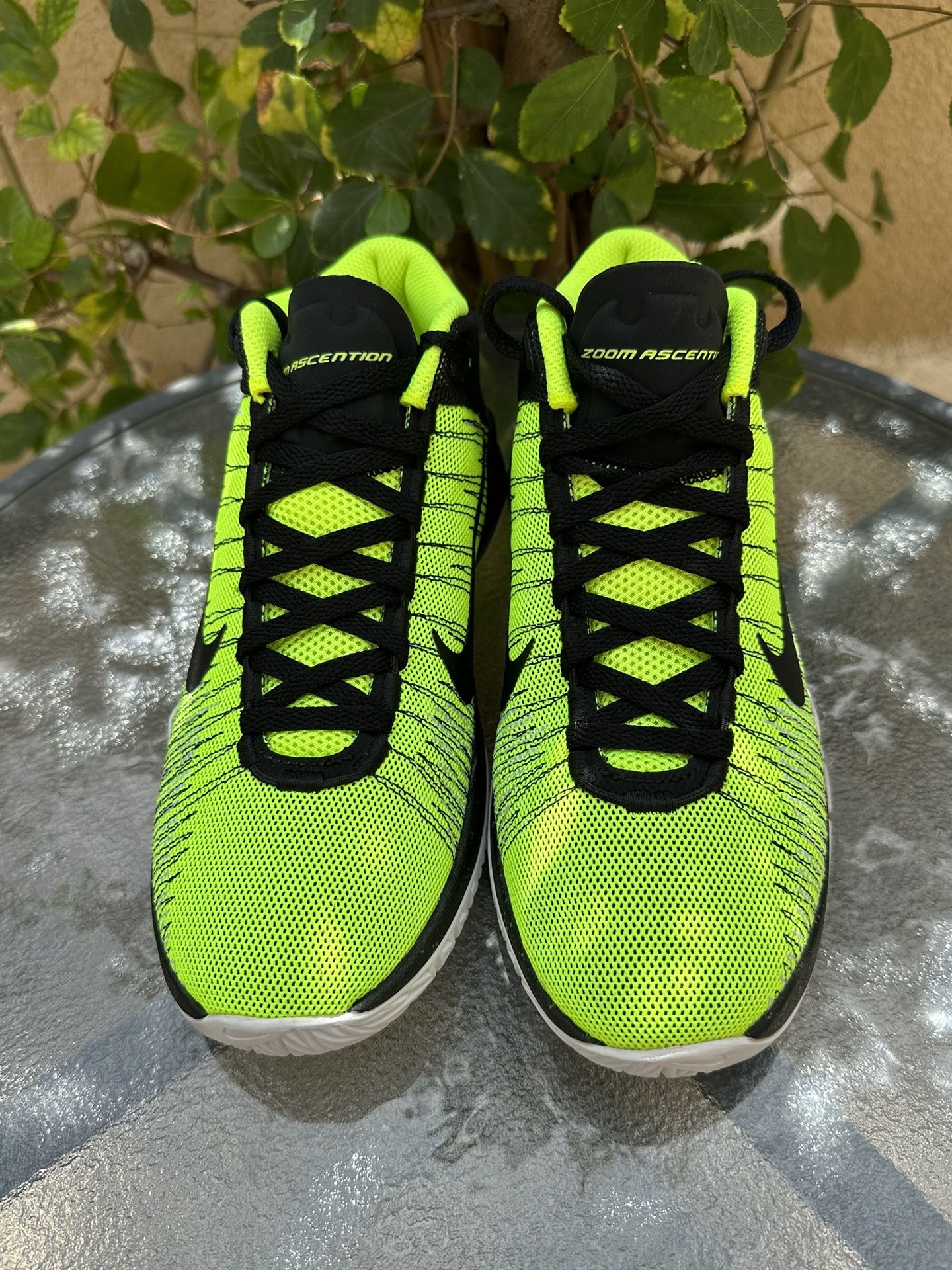 Nike Zoom Ascension Basketball Shoes Size 5 Youth’s