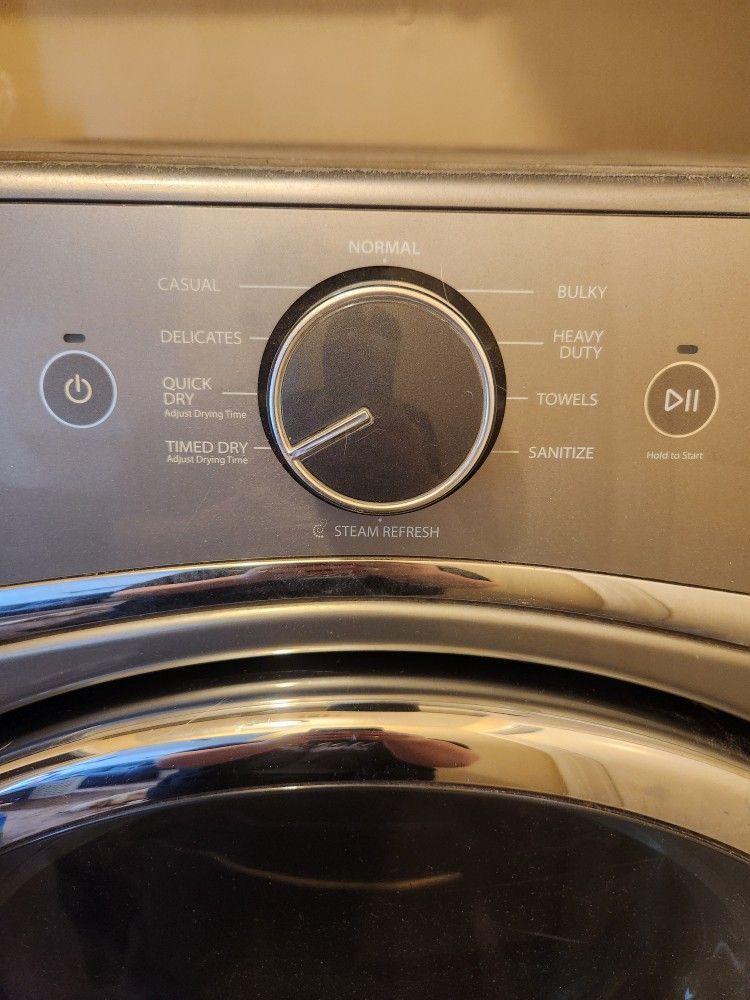 Whirlpool Duet Steam Electric Dryer for Sale in Las Vegas, NV OfferUp