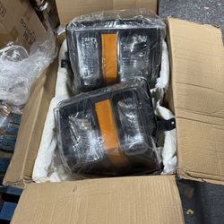 New in box DNA MOTORING HL-OH-FSUPER08-BK-AM Black Amber Headlights Replacement Compatible with 08-10 F-250 / F-350 / F-450 / F-550 Super Duty,