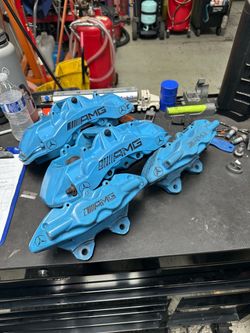 Mercedes AMG Brembo Calipers