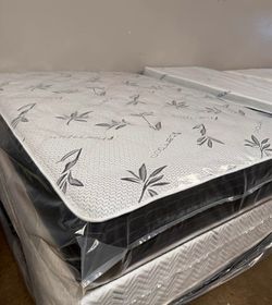 QUEEN REGULAR MATTRESS WITH BOX SPRING