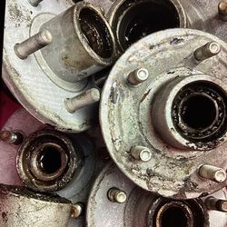 Trailer Parts.   Hubs.  5.  /. 6.  /8  Lugs. Used But Good Shape With Bearing Start.  20.00. Up. Also Have Rims And Tires