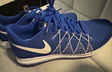 Nikes Youth Size 6