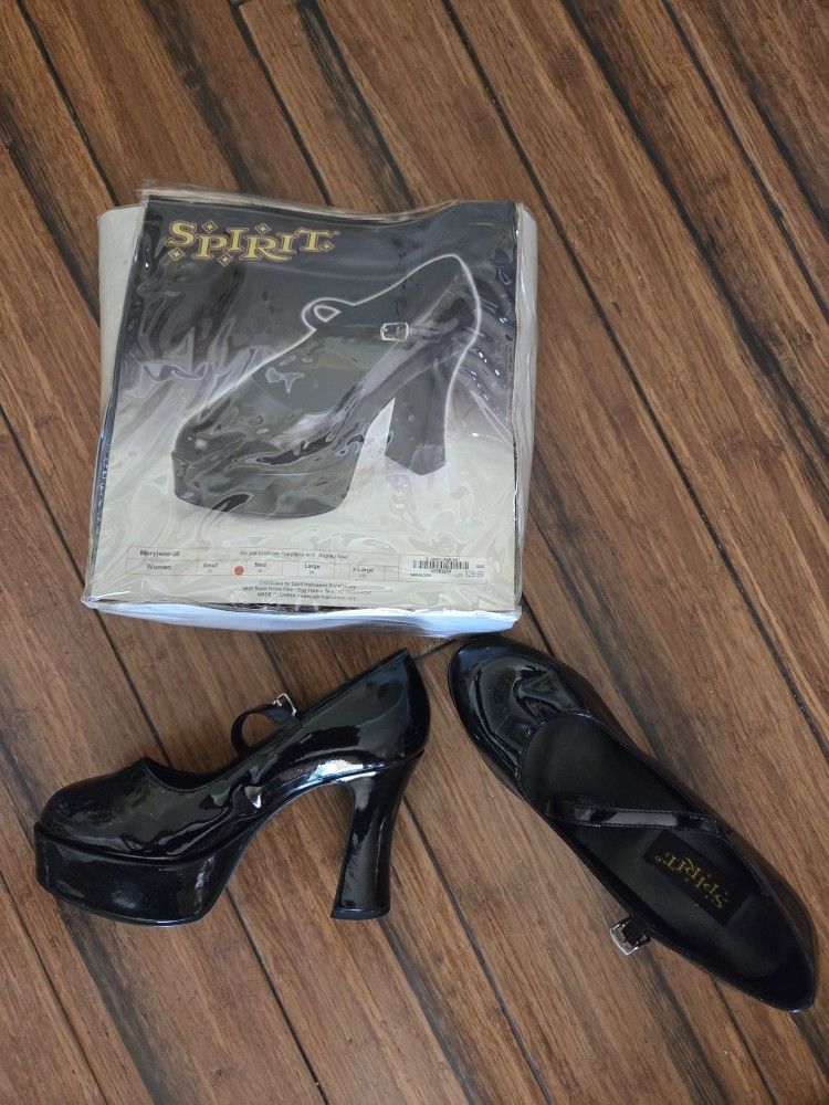 Spirit Brand Patent Leather Mary Jane Heels Size 7