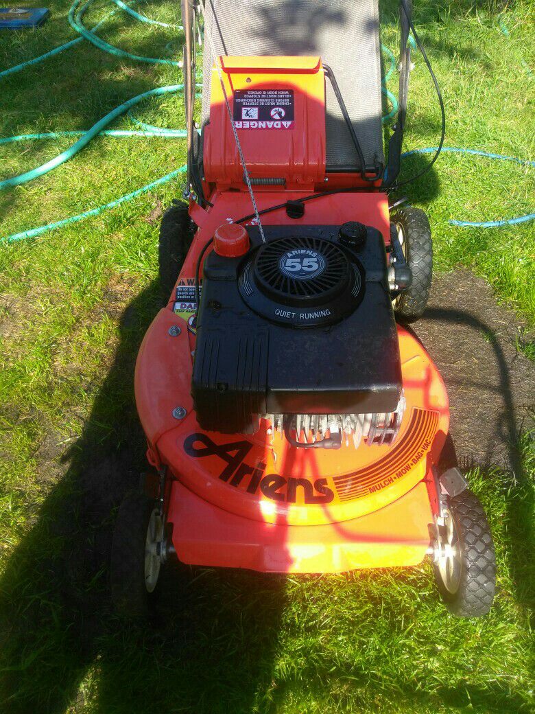 Ariens commercial self-propelled 3 in 1 lawn mower.