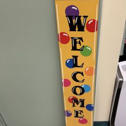 Hanging wall Welcome sign. Wood. School. Classroom. Homeschool. DIY. 8 inches by 4 feet. 