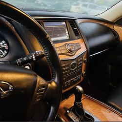 2011 Infiniti Qx56