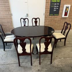 Dining Table w/6 chairs