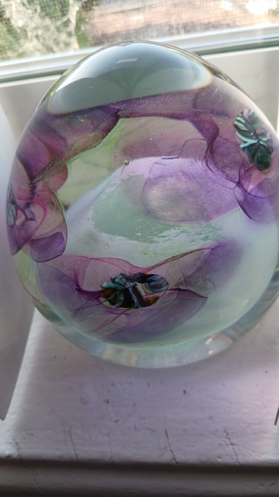 Paperweight