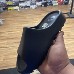 YEEZY SLIDE ONXY