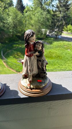 1982 Capodimonte figurine by Giuseppe Armani from the Gulliver's World collection