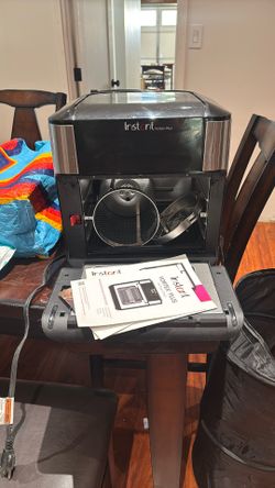 Instant Pot Air fryer - Never Used