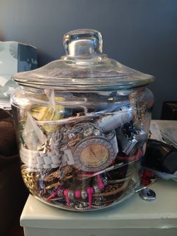 Jewelry/jar Full