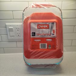 New In Box! Pyrex Bakeware 2pc Set with Lids  - Unopened