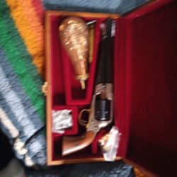 1860 Army Revolver 