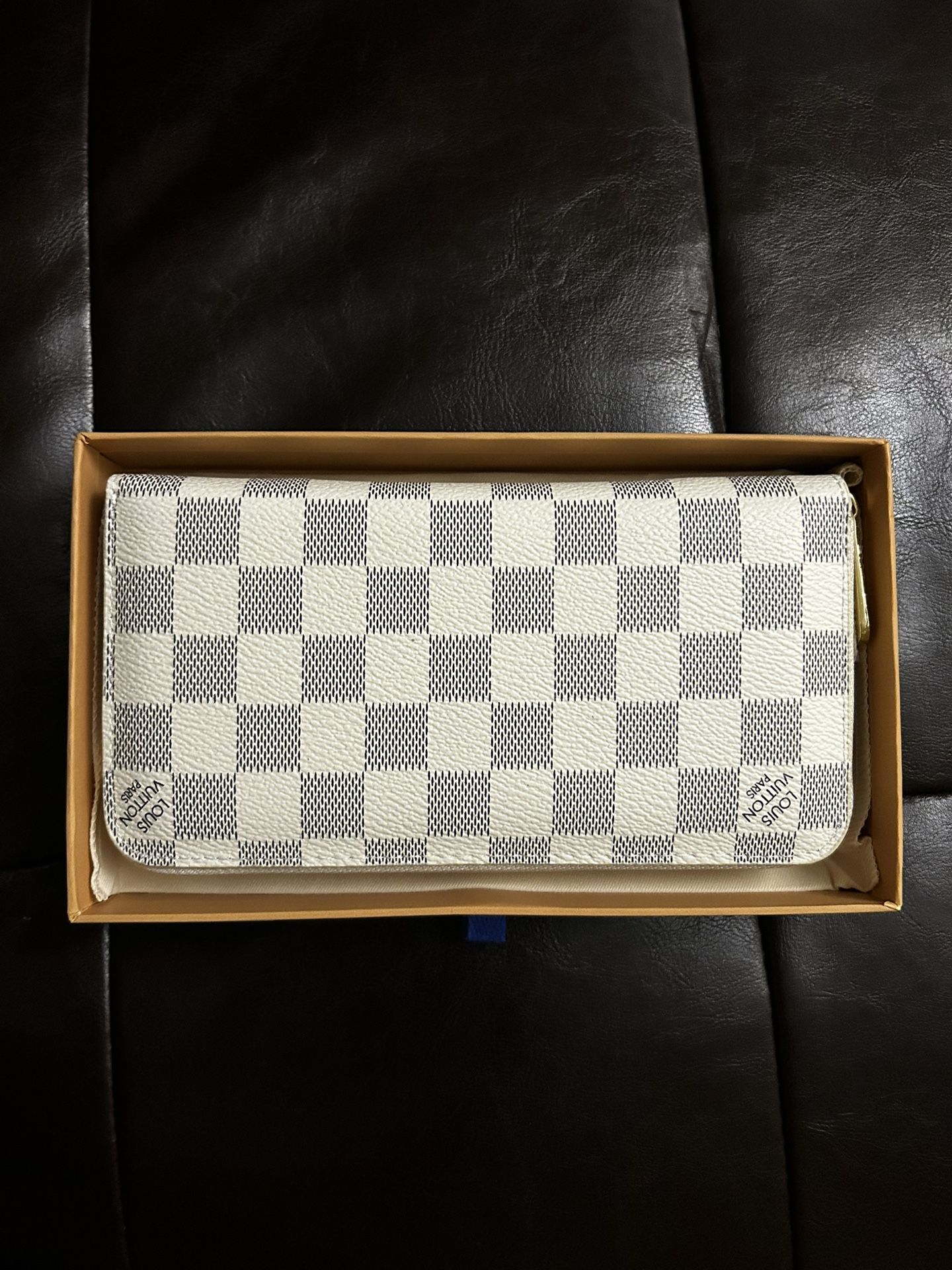 Lv wallet