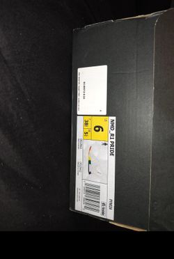 Adidas NMD_R1 Pride Size 6