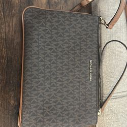 MK cross bag