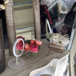 Vanity Desk Set, Beige And White 4 Piece Will Load