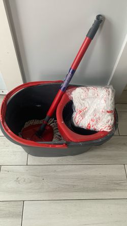 O’cedar Mop w/extra mop head $20